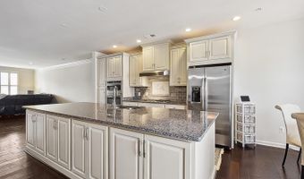 43182 WEALDSTONE Ter, Ashburn, VA 20148