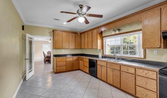 172 Hoxie St, Biloxi, MS 39530