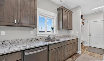 204 E 135 N, Blackfoot, ID 83221