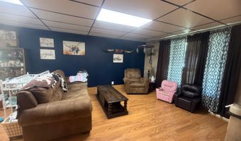631 W Walnut St, Albion, NE 68620