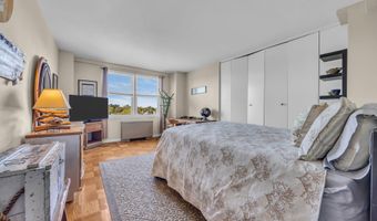510 Deal Lake Dr 6B, Asbury Park, NJ 07712