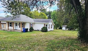 425 E 21st St, Baxter Springs, KS 66713