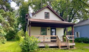 7916 MAPLE St, Argonne, WI 54511