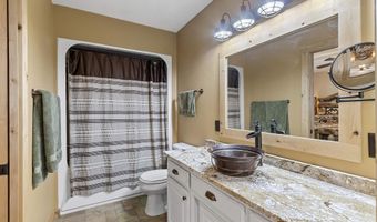 4615 WINDING CREEK Trl, Abrams, WI 54101