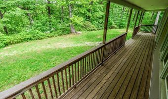 127 Putnam Park Rd, Bethel, CT 06801