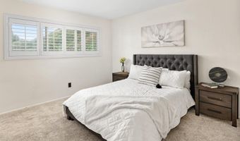5083 Barry St, Oceanside, CA 92057