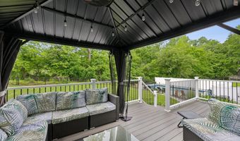 14 Cedrus Ct, Branford, CT 06405