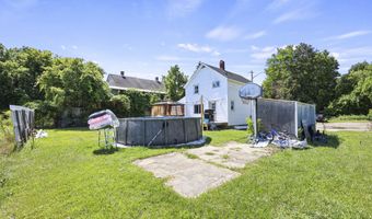 27 Albert St, Adams, MA 01220