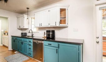318 Daniel Paul Dr, Archdale, NC 27263