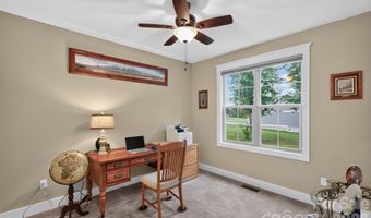 14 Wood Path Ln, Arden, NC 28704