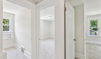 1551 Preston Ave, Akron, OH 44305