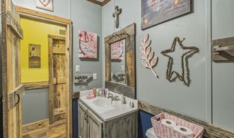 1475 Davis Valley Rd, Afton, TN 37616