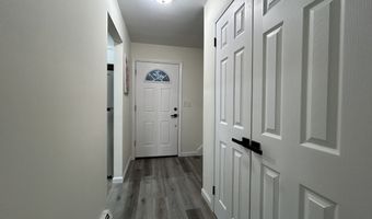 38 Sutton Pl 38, Bloomfield, CT 06002