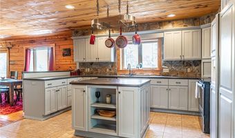 105 Lakewood Dr, Aberdeen, NC 28315