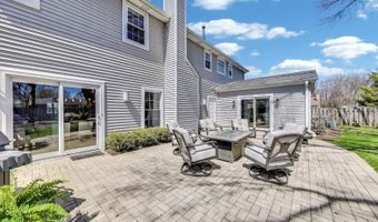 1523 N Patton Ave, Arlington Heights, IL 60004
