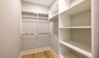 1036 Cummings St 1, Abingdon, VA 24211