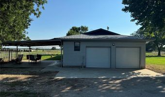 1411 Parker Dairy Rd, Alvord, TX 76225