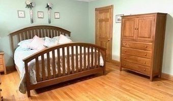 18 Baldwin Rd, Billerica, MA 01821