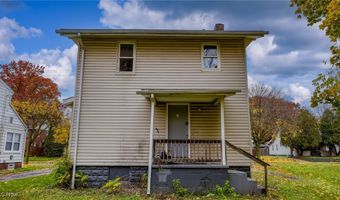 884 Lovers Ln, Akron, OH 44306