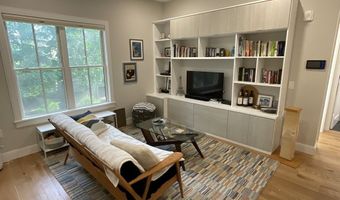 106 Forest Hills St 101, Boston, MA 02130