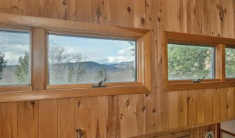 30 Chapman Cir, Campton, NH 03223