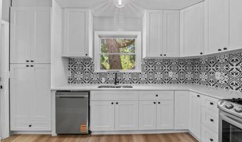 1228 Alton St, Alton, IL 62002