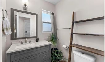 1233 Titan Ct, Escondido, CA 92026