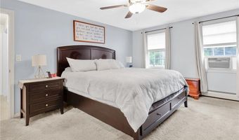 2 Brookfield Rd, Coventry, RI 02816