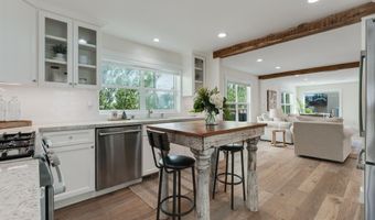 430 Hillcrest Dr, Aptos, CA 95003