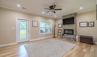 170 KIRK Cv, Adamsville, TN 38310