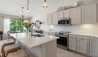 37 Governor Cir, Albany, NY 12208