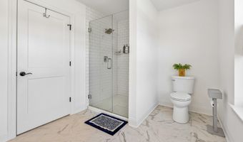 1 Melinda Ct, Bayville, NJ 08721