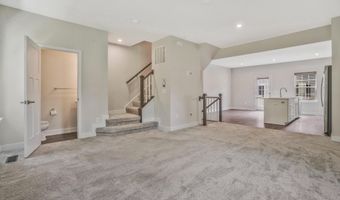 7811 SUTTER Ln, Annandale, VA 22003