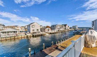 257 Sandlewood Dr, Bayville, NJ 08721