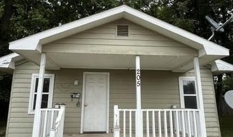 205 W Tyndall St, Aurora, MO 65605