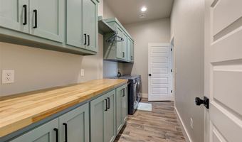 16 W Hill St, Arcadia, OK 73007