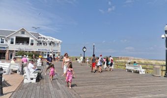 39039 JAY BIRD St, Bethany Beach, DE 19930