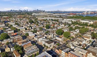 878-880 BROADWAY, Bayonne, NJ 07002