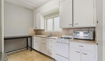 878-880 BROADWAY, Bayonne, NJ 07002