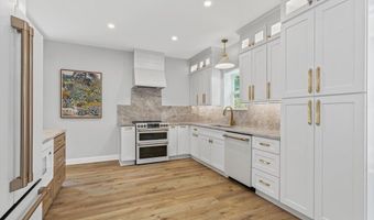 50 17TH St, Atlantic Beach, FL 32233
