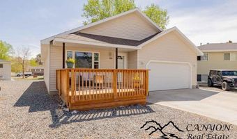 1014 Glade Ct, Cody, WY 82414