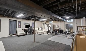 105 Highlake Ave, Ann Arbor, MI 48103