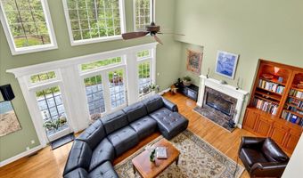 3 RAYMOND Ln, Belle Mead, NJ 08502