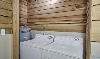 18222 McMunn Ln, Athens, AL 35614