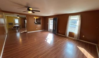 1026 TOM WHITE Rd, Big Sandy, TN 38221