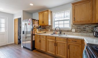 182 Woodbine Dr, Benton, TN 37307