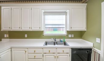 117 Springtree Dr, Brandon, MS 39042