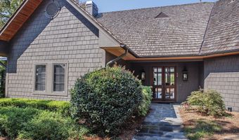 58 S Point Dr, Alexander City, AL 35010