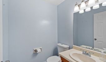 10 Tuck Farm Rd 4, Auburn, MA 01501