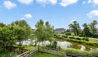 41833 WALDEN KNOLL Ct, Aldie, VA 20105